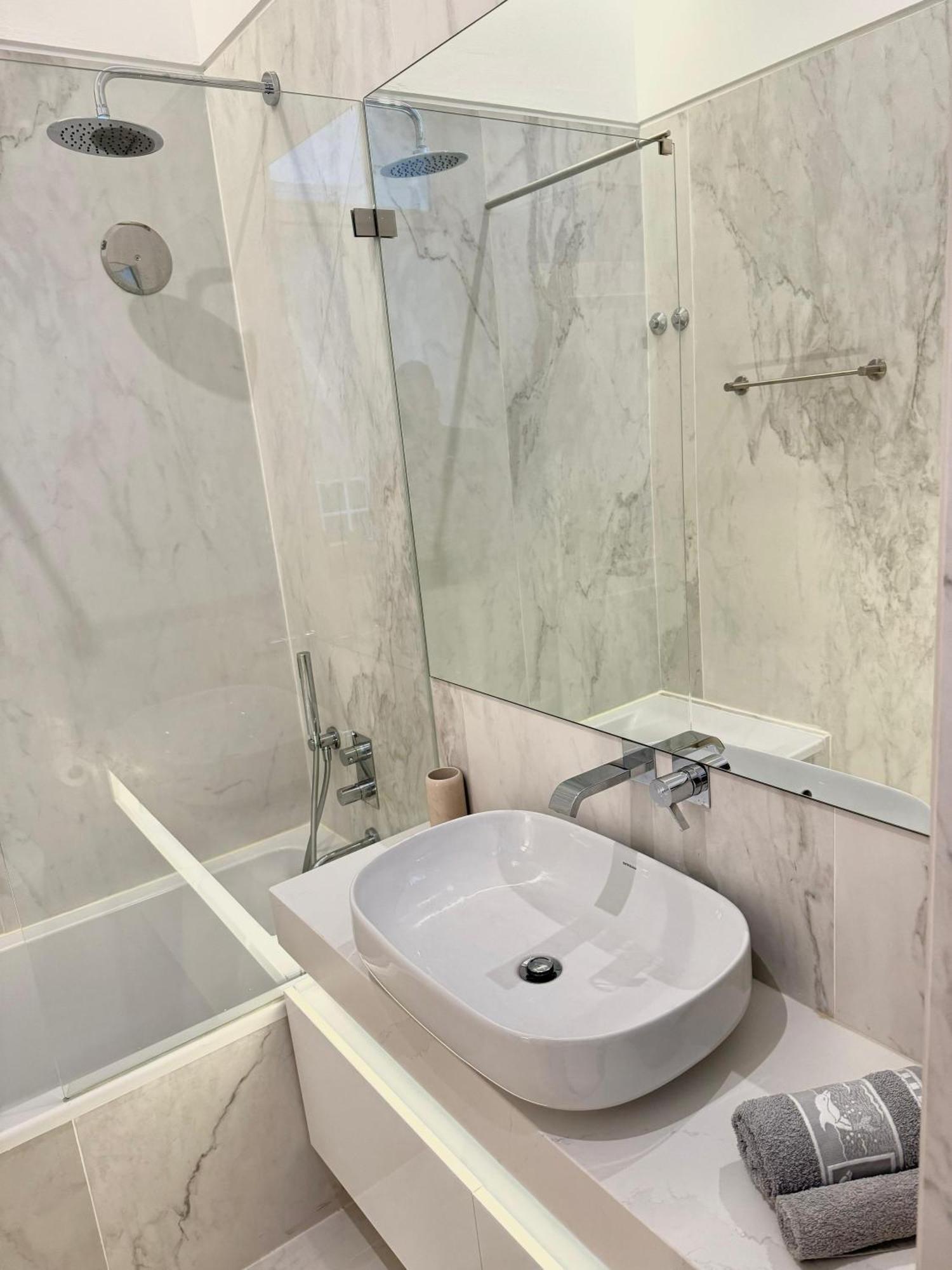 Quarto Com Banheiro Privativo Na Baixa Lissabon Exterior foto